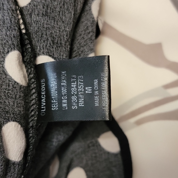 VICI B/W Crepe PolkaDot Blouse sz M - Picture 7 of 10